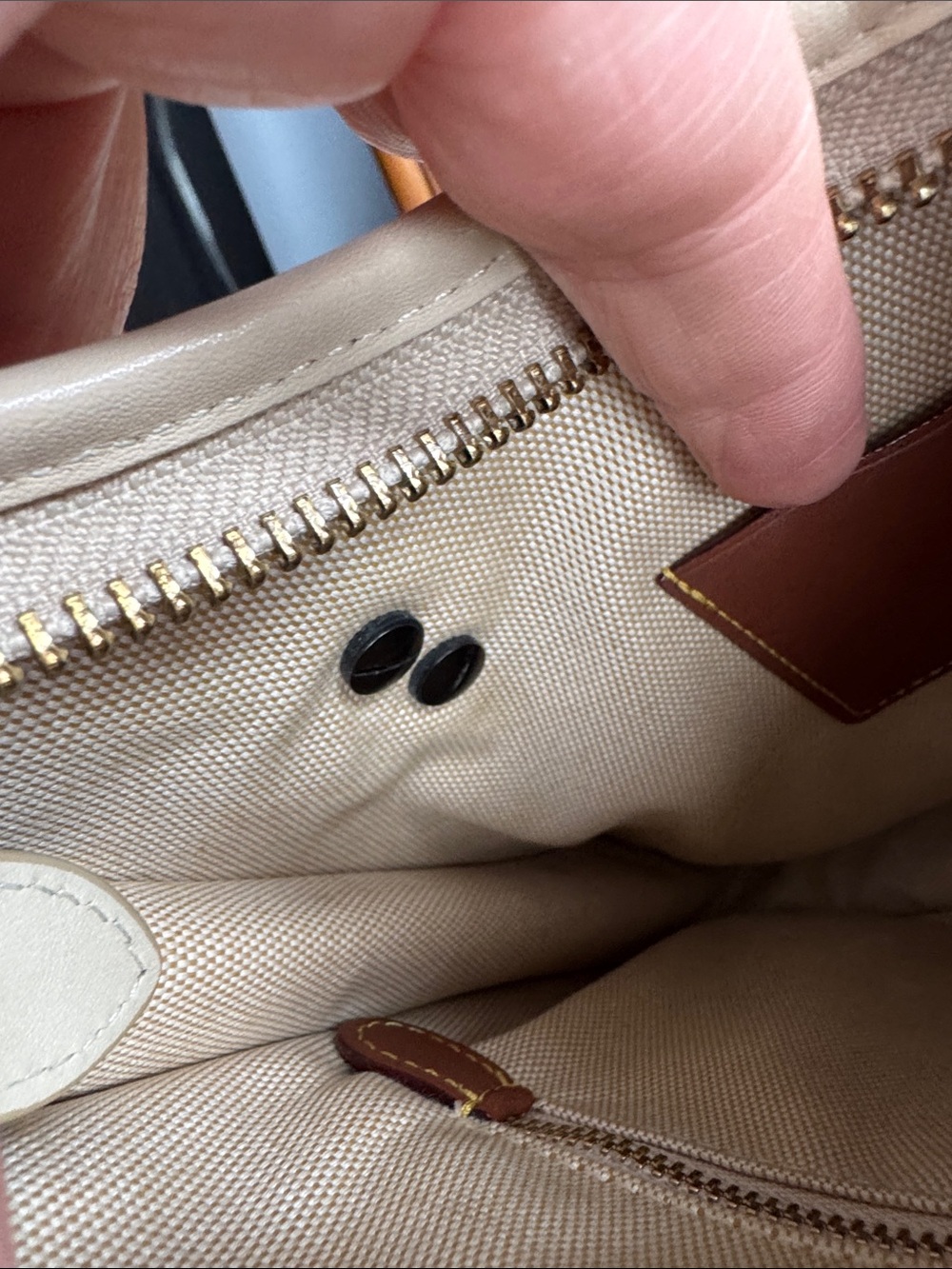 Coach Ergo C2265 customized with pin (Coach) and a tag (Coach) - Picture 8 of 10